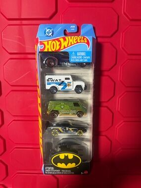 Hot Wheels Batman 5-Pack Toy Cars - Black, White, Green, Yellow